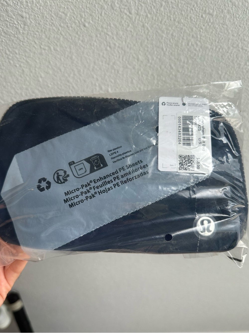 lululemon athletica dark navy everywhere belt bag